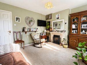 Sitting room- click for photo gallery